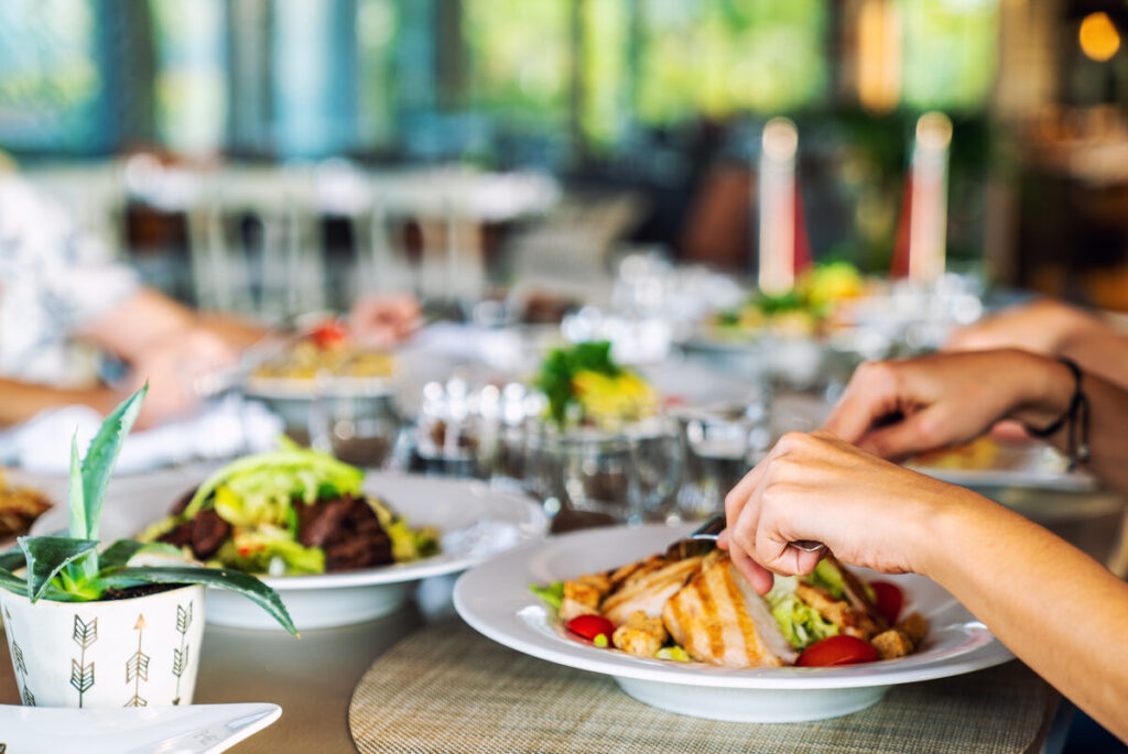 A Food Lover’s Guide to Dining in Richmond’s Museums Neighborhood: Hidden Gems, Local Classics, and Culinary Surprises